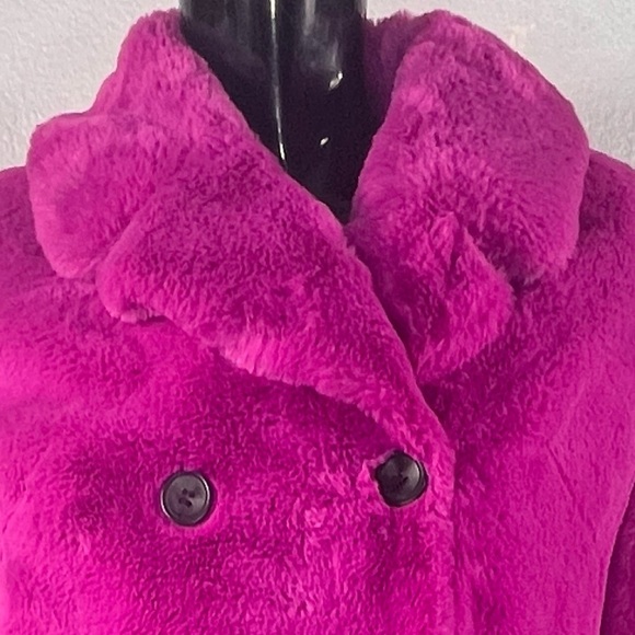 Betsy Johnson Women’s Plush Double-Breasted Faux Fur Coat Hot Pink Fuchsia Sz S - Picture 3 of 9